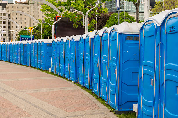Best Restroom Trailer for Weddings  in New York Mills, MN